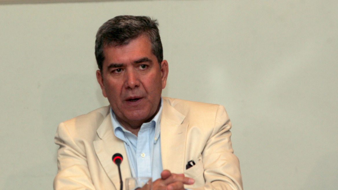 Μητρόπουλος: Προτείνει αποχή ή ψήφο σε Λαϊκή Ενότητα και ΚΚΕ